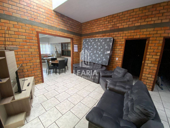 Imagem Casa com 5 Quartos para Temporada, em Cambiju - Itapoá Imagem Casa com 5 Quartos para Temporada, em Cambiju - Itapoá
