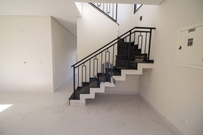 Imagem Sobrado com 3 Quartos à Venda, 138 m² em Mercês - Curitiba Imagem Sobrado com 3 Quartos à Venda, 138 m² em Mercês - Curitiba