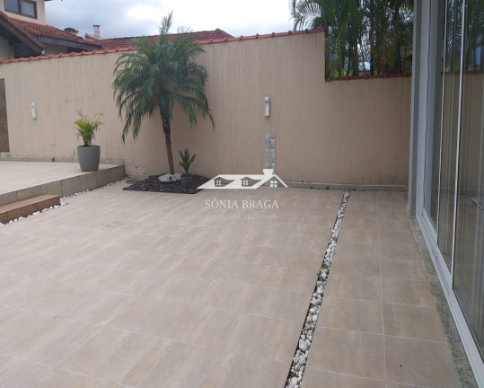 Imagem Casa com 5 Quartos à Venda, 278 m² em Boracéia - Bertioga Imagem Casa com 5 Quartos à Venda, 278 m² em Boracéia - Bertioga