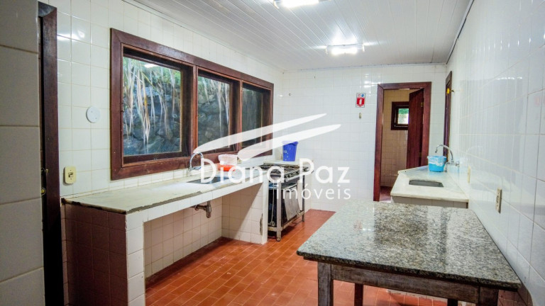 Imagem Terreno à Venda, 2.000 m² em Manguinhos - Búzios Imagem Terreno à Venda, 2.000 m² em Manguinhos - Búzios