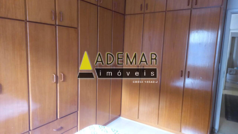 Imagem Casa com 3 Quartos à Venda, 142 m² em Centro - Diadema Imagem Casa com 3 Quartos à Venda, 142 m² em Centro - Diadema
