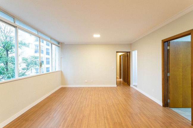 Apartamento com 3 Quartos à Venda, 134 m² em Jardim Paulista - São Paulo