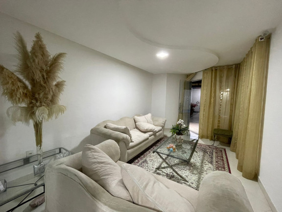 Imagem Casa com 4 Quartos à Venda, 250 m² em Espírito Santo - Vitória Da Conquista Imagem Casa com 4 Quartos à Venda, 250 m² em Espírito Santo - Vitória Da Conquista