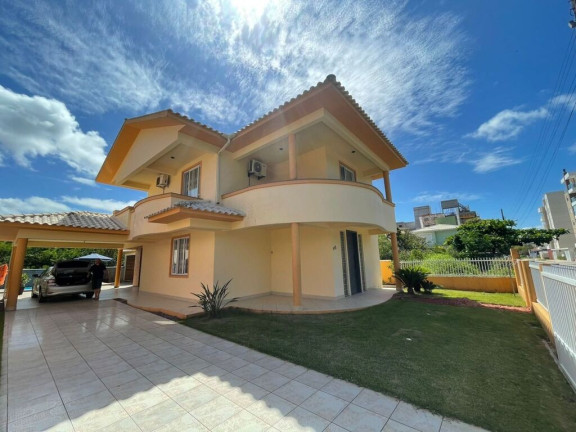 Imagem Casa com 5 Quartos à Venda, 245 m² em Governador Celso Ramos - Governador Celso Ramos Imagem Casa com 5 Quartos à Venda, 245 m² em Governador Celso Ramos - Governador Celso Ramos