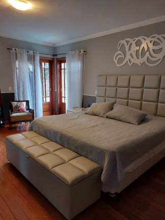 Imagem Casa com 3 Quartos à Venda, 379 m² em Granja Viana - Cotia Imagem Casa com 3 Quartos à Venda, 379 m² em Granja Viana - Cotia