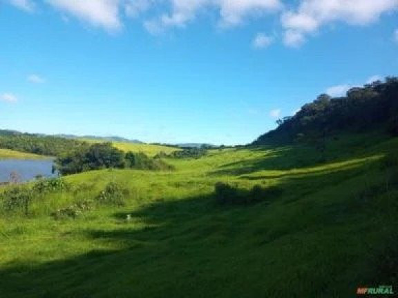 Imagem Imóvel à Venda, 70 m² em Monte Sião - Monte Sião Imagem Imóvel à Venda, 70 m² em Monte Sião - Monte Sião