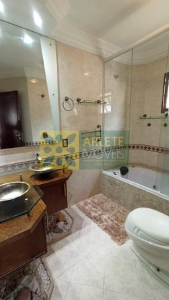 Imagem Casa com 3 Quartos à Venda, 335 m² em Canto Grande - Bombinhas Imagem Casa com 3 Quartos à Venda, 335 m² em Canto Grande - Bombinhas