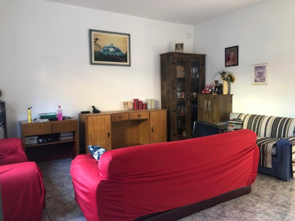 Casa com 3 Quartos à Venda, 208 m² em Jardim Tonato - Carapicuíba