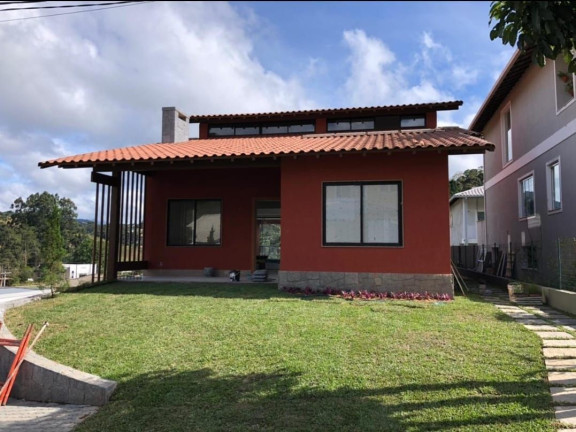 Imagem Casa com 3 Quartos à Venda, 190 m² em Vargem Grande - Teresópolis Imagem Casa com 3 Quartos à Venda, 190 m² em Vargem Grande - Teresópolis