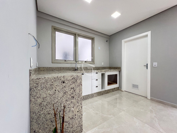 Imagem Apartamento com 3 Quartos à Venda, 135 m² em Atiradores - Joinville