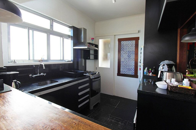 Imagem Apartamento com 3 Quartos à Venda, 140 m² em Centro Histórico - Porto Alegre Imagem Apartamento com 3 Quartos à Venda, 140 m² em Centro Histórico - Porto Alegre