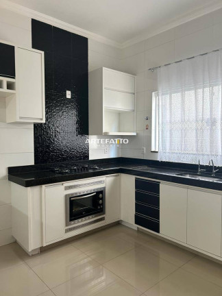 Imagem Casa com 3 Quartos à Venda, 159 m² Imagem Casa com 3 Quartos à Venda, 159 m²