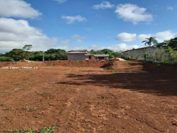 Imagem Imóvel com 3 Quartos à Venda, em Depois Do Centro - Ibiúna Imagem Imóvel com 3 Quartos à Venda, em Depois Do Centro - Ibiúna