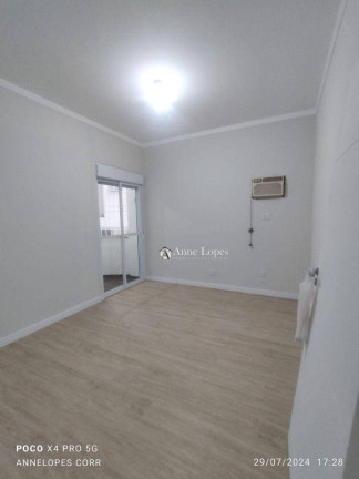 Imagem Casa com 3 Quartos à Venda, 212 m² em Embaré - Santos Imagem Casa com 3 Quartos à Venda, 212 m² em Embaré - Santos