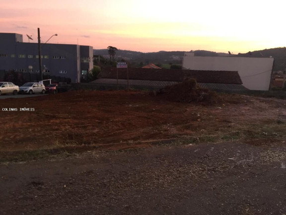 Imagem Terreno à Venda, 400 m² em Centro - Ibiúna Imagem Terreno à Venda, 400 m² em Centro - Ibiúna
