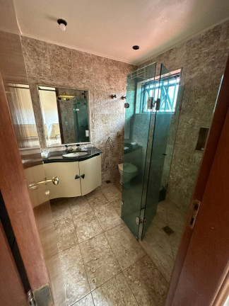 Imagem Sobrado com 5 Quartos para Alugar, 700 m² em Quilombo - Cuiabá Imagem Sobrado com 5 Quartos para Alugar, 700 m² em Quilombo - Cuiabá