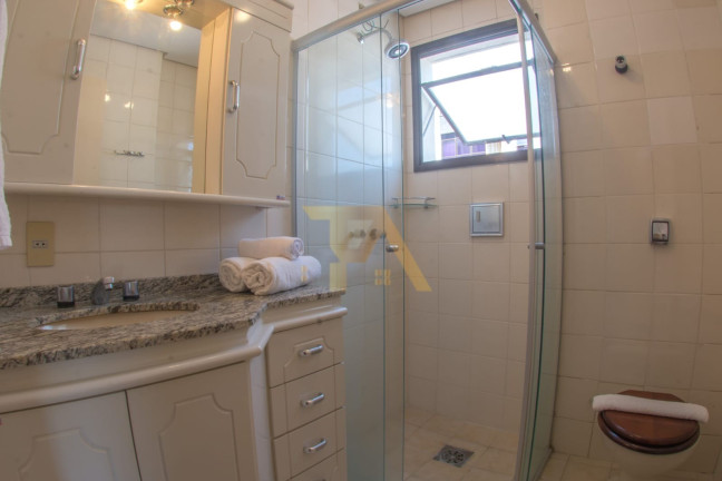 Imagem Apartamento com 2 Quartos à Venda, em Centro - Florianópolis Imagem Apartamento com 2 Quartos à Venda, em Centro - Florianópolis