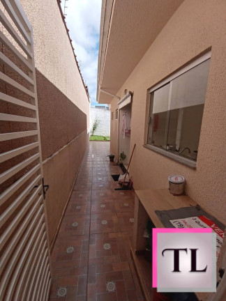 Imagem Casa com 3 Quartos à Venda, em Recanto Dos Lagos - Poços De Caldas Imagem Casa com 3 Quartos à Venda, em Recanto Dos Lagos - Poços De Caldas