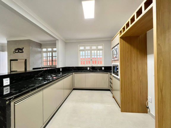 Imagem Casa com 3 Quartos à Venda, em Capão Da Canoa Imagem Casa com 3 Quartos à Venda, em Capão Da Canoa