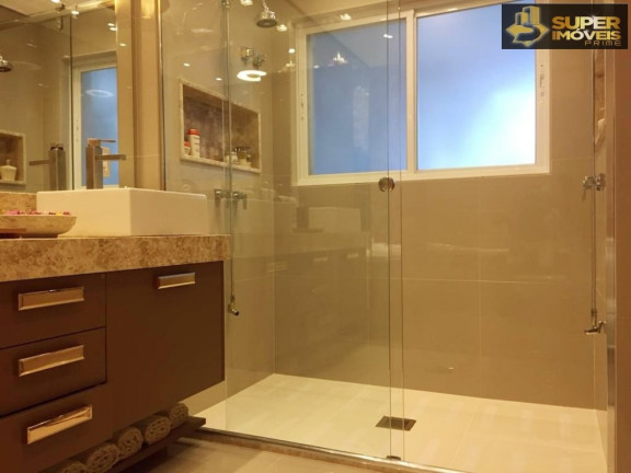 Imagem Casa com 4 Quartos à Venda, 864 m² em Centro - Pelotas
