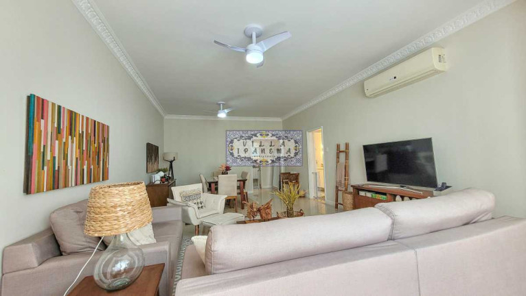 Imagem Apartamento com 3 Quartos à Venda, 130 m² em Copacabana - Rio De Janeiro Imagem Apartamento com 3 Quartos à Venda, 130 m² em Copacabana - Rio De Janeiro