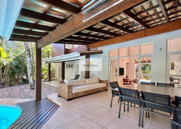 Imagem Casa com 5 Quartos à Venda, 264 m² em Toque-toque Pequeno - São Sebastião Imagem Casa com 5 Quartos à Venda, 264 m² em Toque-toque Pequeno - São Sebastião