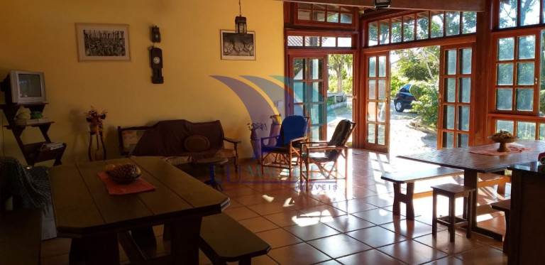 Imagem Casa com 1 Quarto à Venda, 49.500 m² em Centro - Araruama