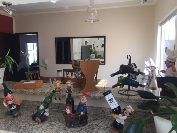 Imagem Casa com 3 Quartos à Venda, 172 m² em Jardim Das Orquideas - Avaré