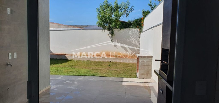 Imagem Casa com 3 Quartos à Venda, 325 m² em Jardim São Luiz - Valinhos