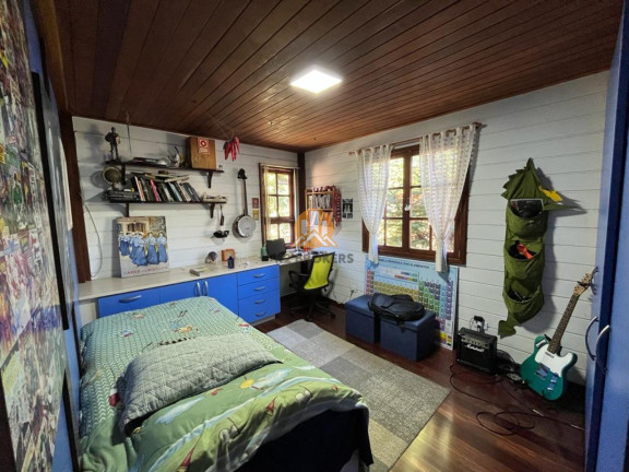 Imagem Casa com 3 Quartos à Venda, 189 m² em Santa Felicidade - Curitiba Imagem Casa com 3 Quartos à Venda, 189 m² em Santa Felicidade - Curitiba
