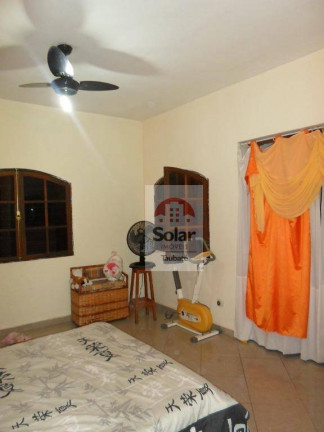 Imagem Casa com 3 Quartos à Venda, 241 m² em Vila São José - Taubaté