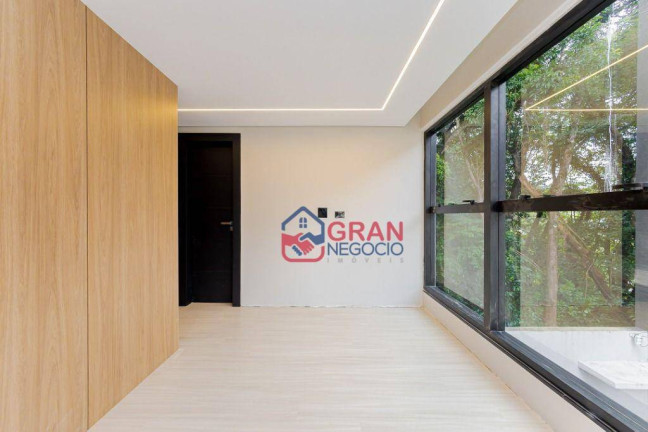 Imagem Sobrado com 3 Quartos à Venda, 191 m² em Santa Felicidade - Curitiba Imagem Sobrado com 3 Quartos à Venda, 191 m² em Santa Felicidade - Curitiba