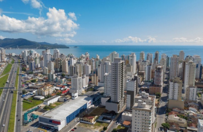 Imagem Imóvel com 4 Quartos à Venda, 176 m² em Itapema - Itapema Imagem Imóvel com 4 Quartos à Venda, 176 m² em Itapema - Itapema