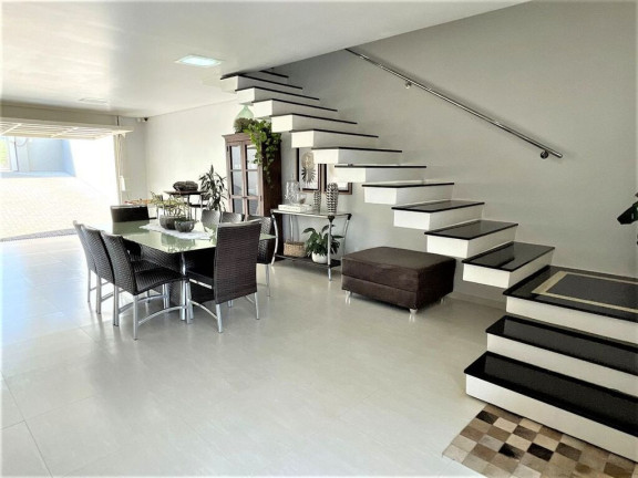 Imagem Casa de Condomínio com 3 Quartos à Venda, 246 m² em Presidente Médici - Chapecó Imagem Casa de Condomínio com 3 Quartos à Venda, 246 m² em Presidente Médici - Chapecó