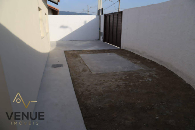 Imagem Casa com 2 Quartos à Venda, 52 m² em Balneário Dos Golfinhos - Caraguatatuba Imagem Casa com 2 Quartos à Venda, 52 m² em Balneário Dos Golfinhos - Caraguatatuba