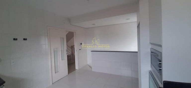 Imagem Casa com 3 Quartos à Venda, 284 m² em Pedra Branca - Palhoça Imagem Casa com 3 Quartos à Venda, 284 m² em Pedra Branca - Palhoça