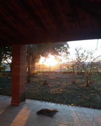 Imagem Casa com 3 Quartos à Venda, 230 m² em Ninho Verde 2 - Pardinho Imagem Casa com 3 Quartos à Venda, 230 m² em Ninho Verde 2 - Pardinho