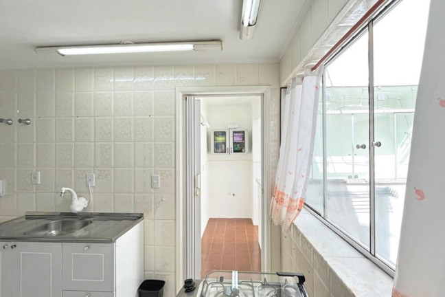 Imagem Imóvel com 1 Quarto à Venda, 61 m² em Cristal - Porto Alegre Imagem Imóvel com 1 Quarto à Venda, 61 m² em Cristal - Porto Alegre