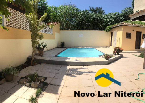 Imagem Casa com 4 Quartos à Venda, 200 m² em Piratininga - Niterói Imagem Casa com 4 Quartos à Venda, 200 m² em Piratininga - Niterói