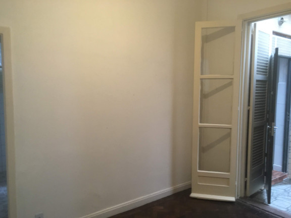 Imagem Imóvel com 3 Quartos à Venda, 110 m² em Urca - Rio De Janeiro Imagem Imóvel com 3 Quartos à Venda, 110 m² em Urca - Rio De Janeiro