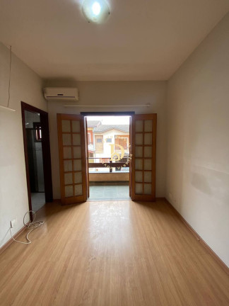 Imagem Casa de Condomínio com 3 Quartos à Venda, 120 m² em Jardim Das Indústrias - São José Dos Campos Imagem Casa de Condomínio com 3 Quartos à Venda, 120 m² em Jardim Das Indústrias - São José Dos Campos