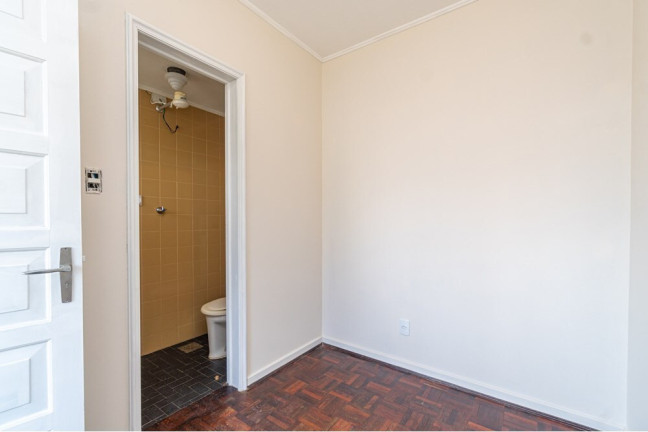 Imagem Imóvel com 3 Quartos à Venda, 125 m² em Menino Deus - Porto Alegre Imagem Imóvel com 3 Quartos à Venda, 125 m² em Menino Deus - Porto Alegre
