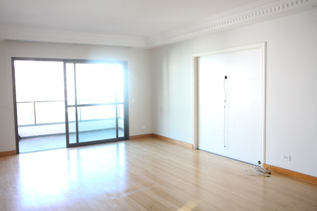 Imagem Apartamento com 3 Quartos à Venda, 243 m² em Vila Suzana - São Paulo Imagem Apartamento com 3 Quartos à Venda, 243 m² em Vila Suzana - São Paulo