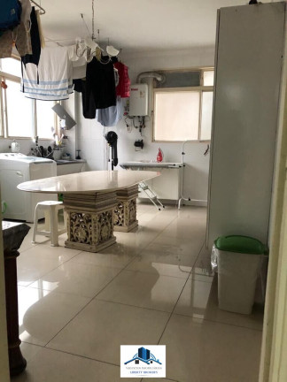 Imagem Apartamento com 4 Quartos à Venda, 382 m²
