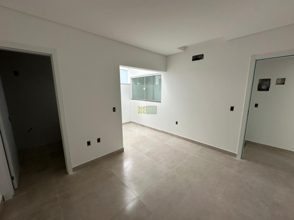 Imagem Sobrado com 2 Quartos à Venda, 80 m² em Zimbros - Bombinhas Imagem Sobrado com 2 Quartos à Venda, 80 m² em Zimbros - Bombinhas