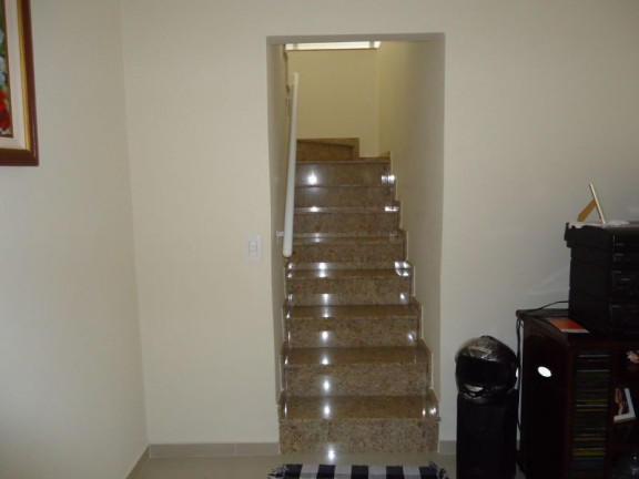Imagem Casa com 3 Quartos à Venda, 160 m² em Volta Grande - Volta Redonda Imagem Casa com 3 Quartos à Venda, 160 m² em Volta Grande - Volta Redonda