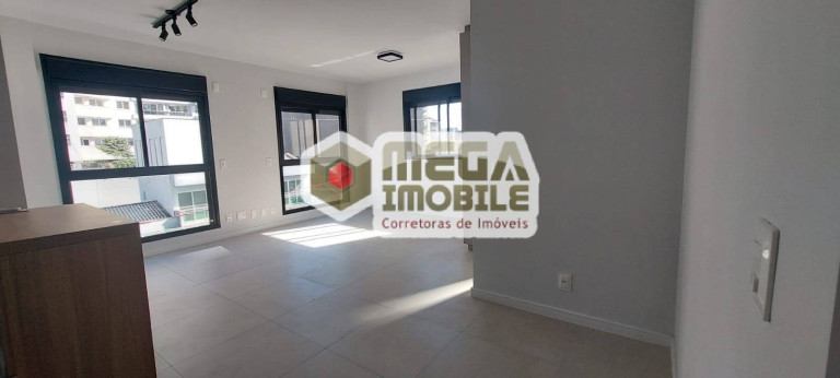 Imagem Apartamento com 1 Quarto à Venda, 28 m² em Centro - Florianópolis Imagem Apartamento com 1 Quarto à Venda, 28 m² em Centro - Florianópolis