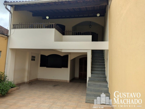 Casa com 4 Quartos à Venda, 81 m² em Aterrado - Volta Redonda