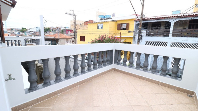 Imagem Casa com 3 Quartos à Venda, em Remédios - Osasco Imagem Casa com 3 Quartos à Venda, em Remédios - Osasco