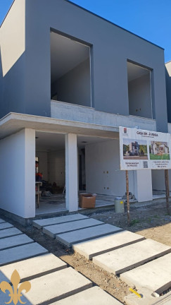 Imagem Sobrado com 4 Quartos à Venda, 159 m² em Cachoeira Do Bom Jesus - Florianópolis Imagem Sobrado com 4 Quartos à Venda, 159 m² em Cachoeira Do Bom Jesus - Florianópolis